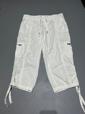 Rafaella White Capri Pants with Pockets (Women’s 10P)